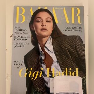 Harper’s Bazaar Magazine Gigi Hadid August 2021 GOOD / VERY GOOD CONDITION